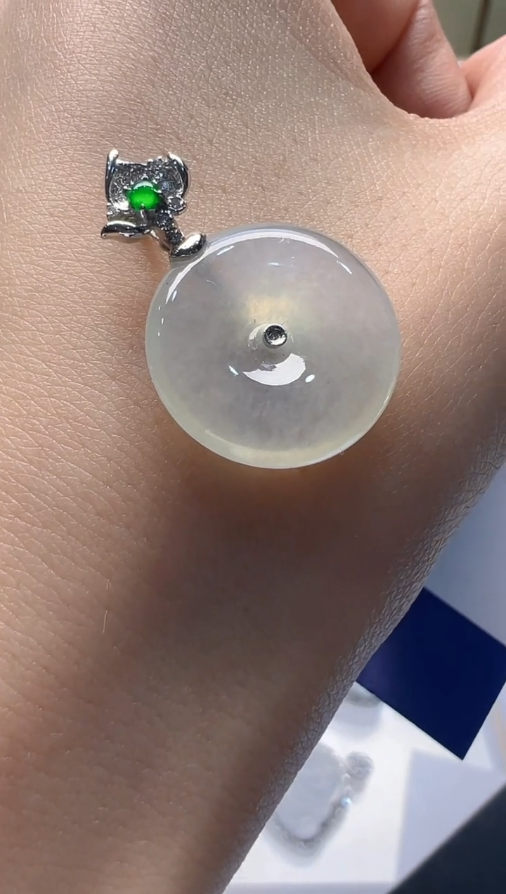 【闪购商品】翡翠吊坠(不含链)18K金镶嵌多样性团购发一件