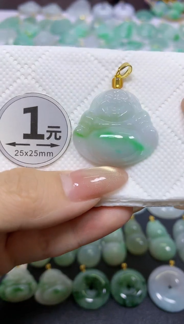 颈饰未镶嵌翡翠天然翡翠A货