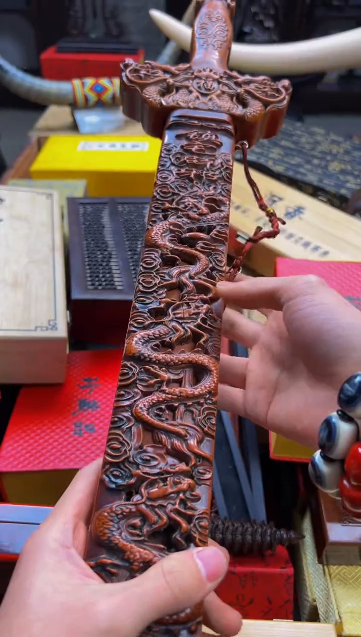 【闪购商品】木—————————————木剑