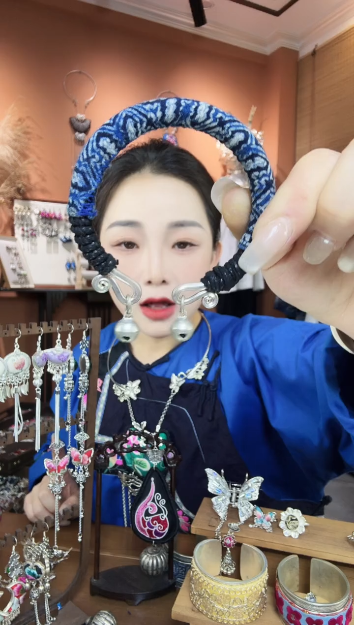 刺绣纯手工民族风手镯