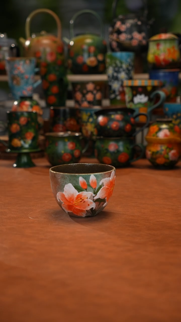 紫砂油画手绘釉下彩