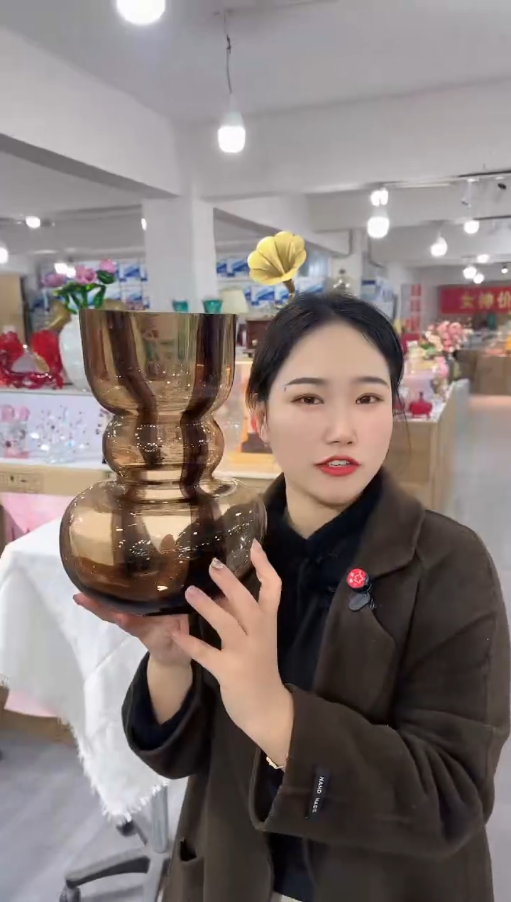 【闪购商品】无铅玻璃昕洋花器C-品16