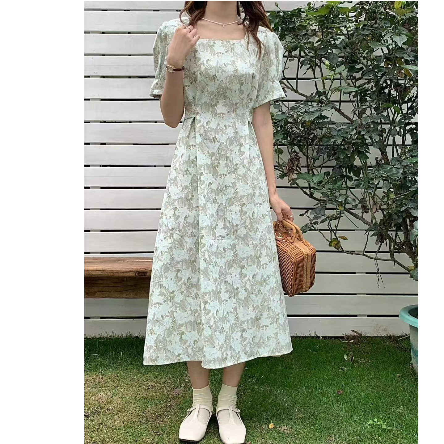 玲玲服饰【8201-2#】uumm方领花连衣裙