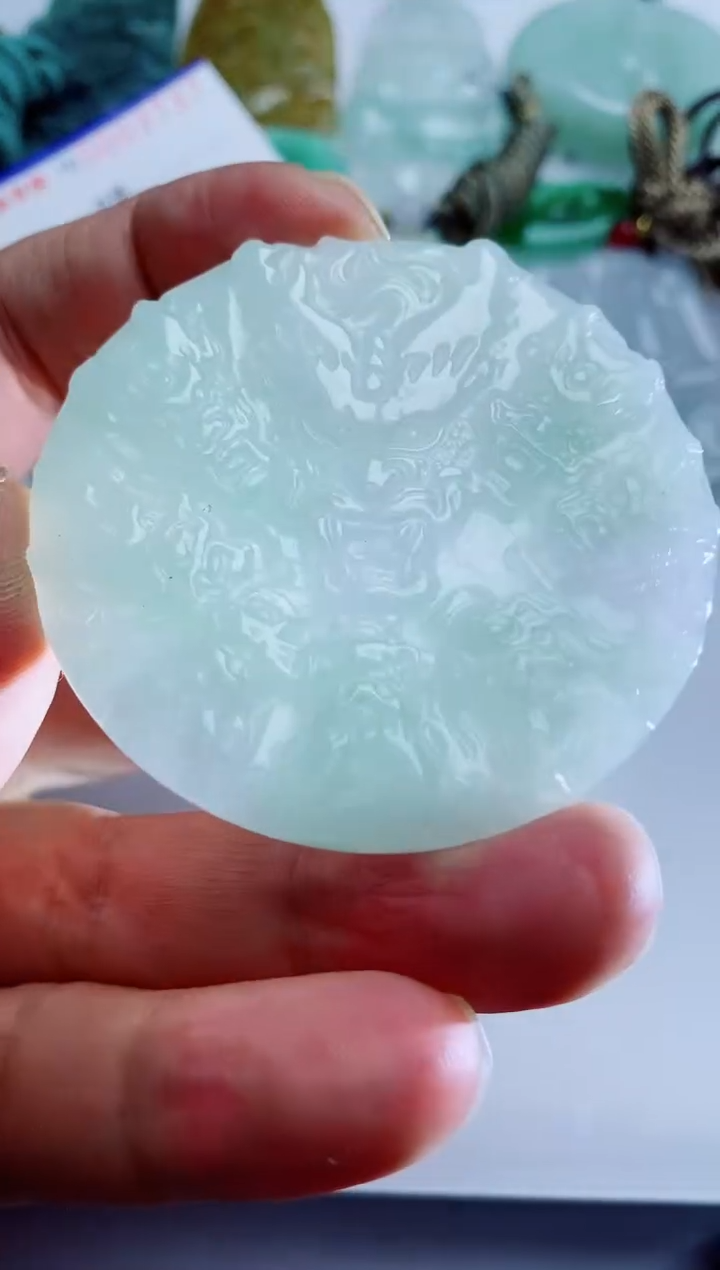 【闪购商品】翡翠吊坠(不含链)未镶嵌1