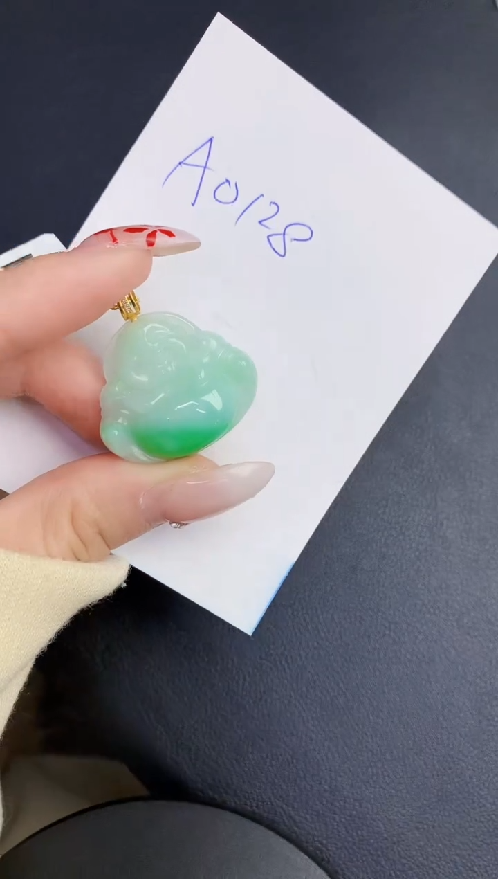 【闪购商品】翡翠颈饰18K金镶嵌0000000000