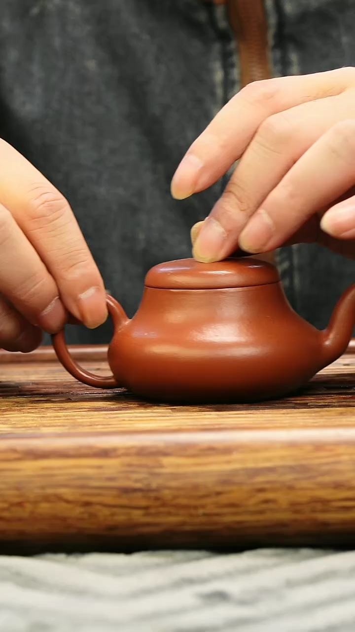 茶壶紫砂太湖石系列朱泥君德