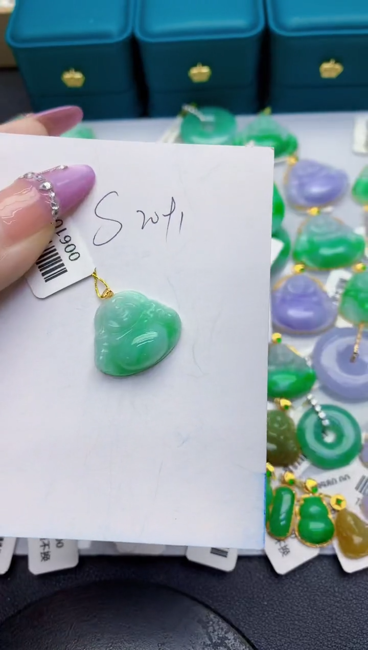 翡翠18K金镶嵌颈饰缅甸天然翡翠A货