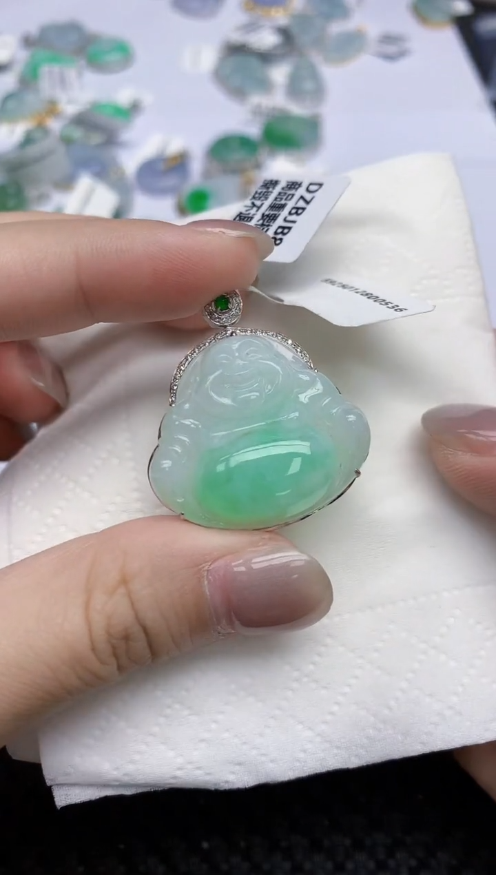 【闪购商品】翡翠颈饰18K金镶嵌天然翡翠A货