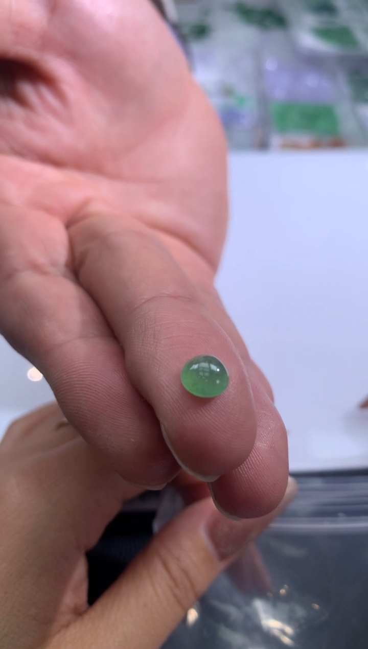 【闪购商品】定制翡翠未镶嵌翡翠