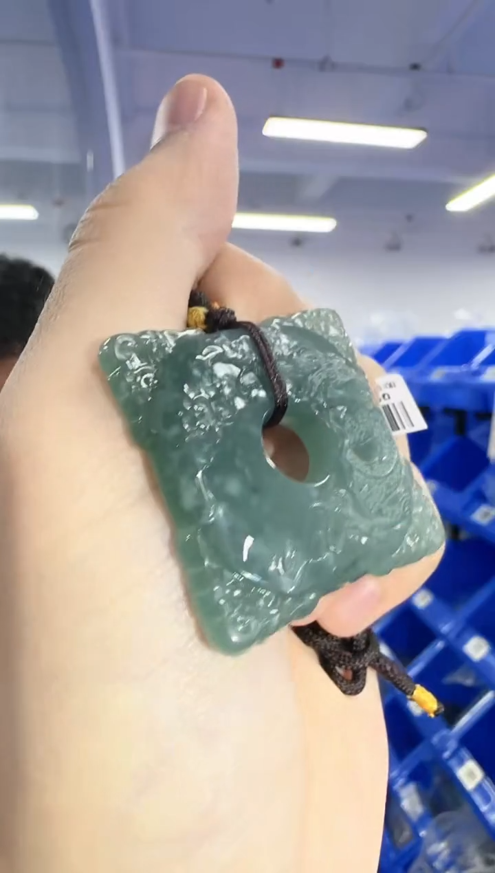 翡翠未镶嵌吊坠(不含链)翡翠吊坠