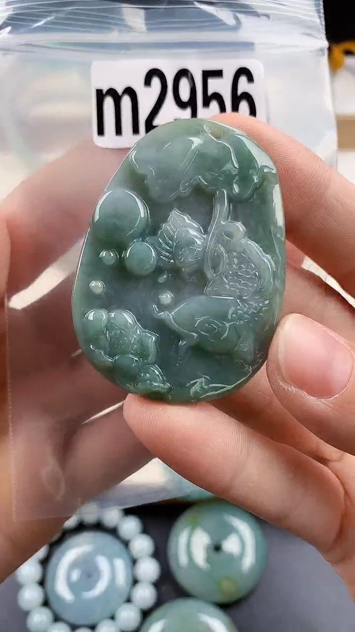 颈饰未镶嵌翡翠天然翡翠吊坠挂件