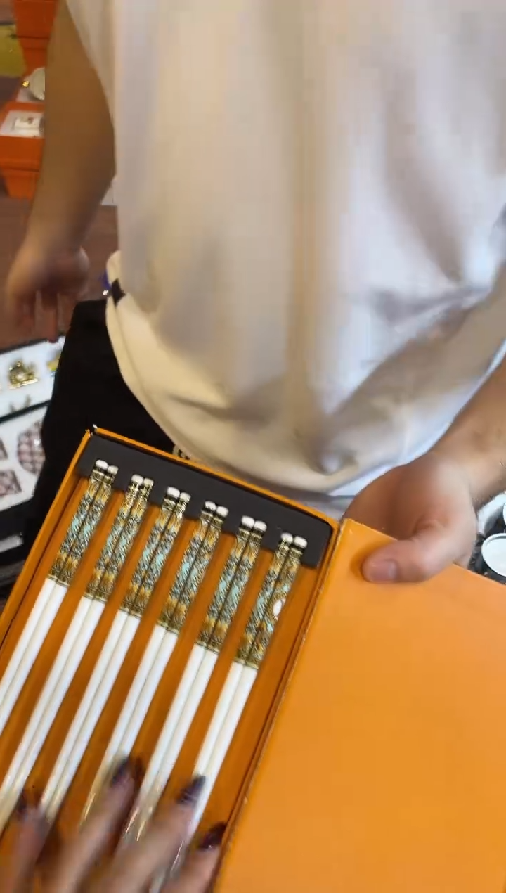 杯鸿辉家品牌瓷器，京东包邮！