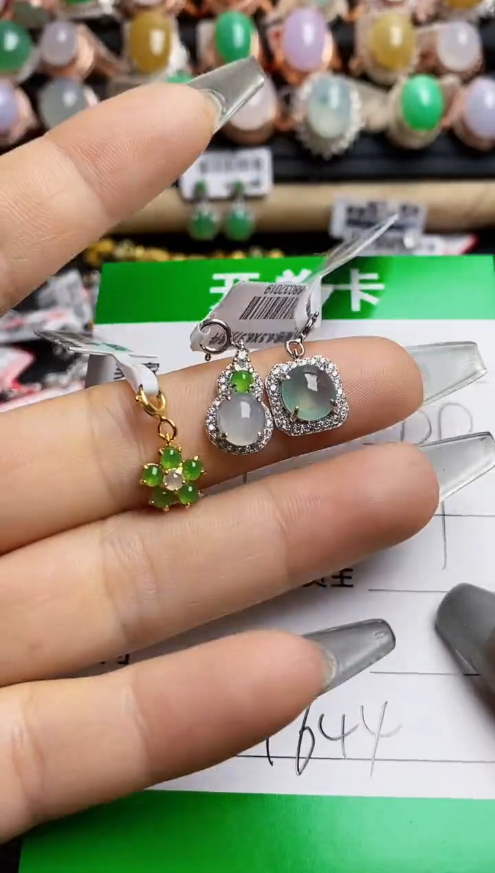 【闪购商品】翡翠戒指银S925镶嵌9644