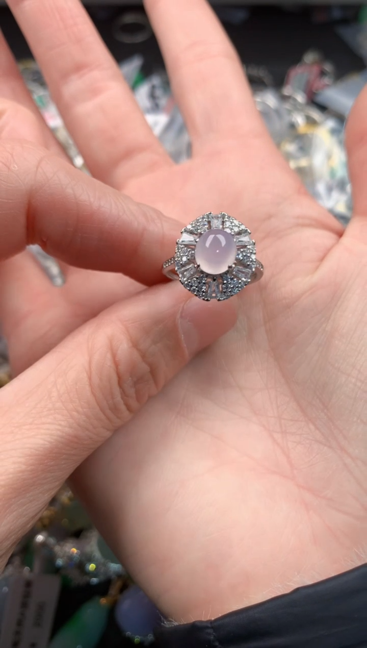 银S925镶嵌戒指翡翠666         2