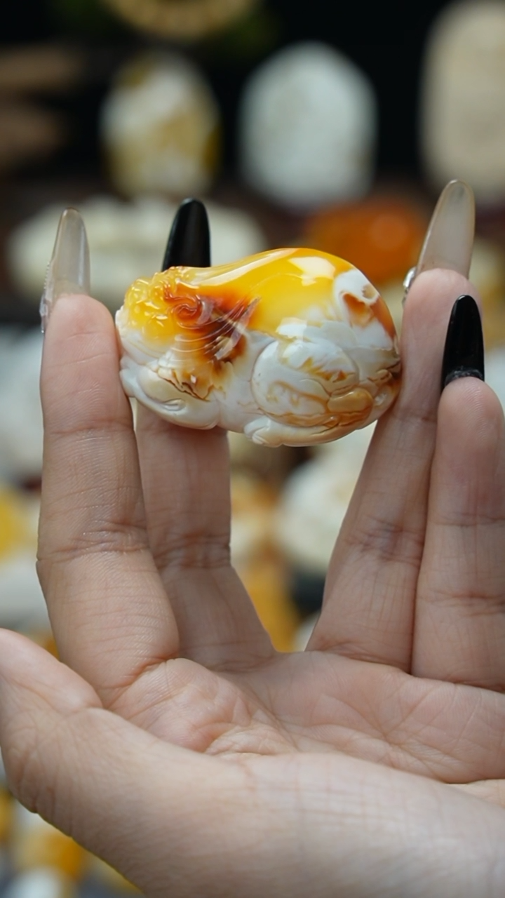 【闪购商品】琥珀裸石未镶嵌1111111111111111