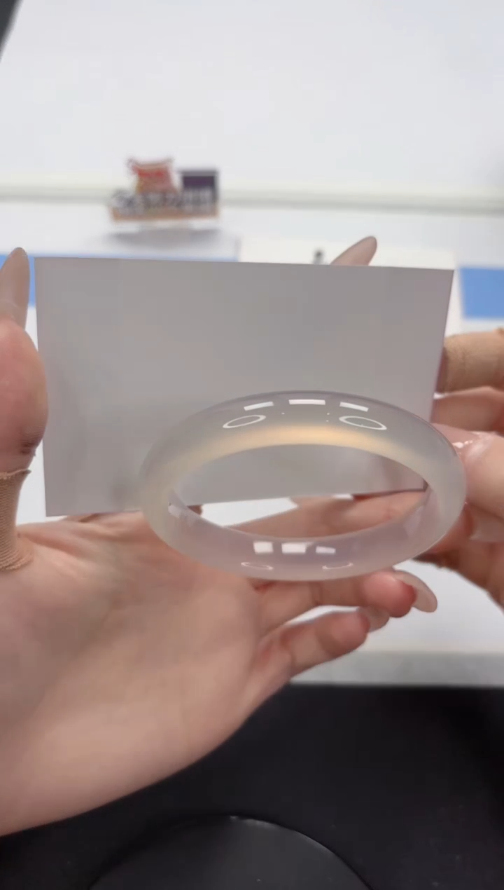 【闪购商品】石英质玉手镯未镶嵌A433-58.6