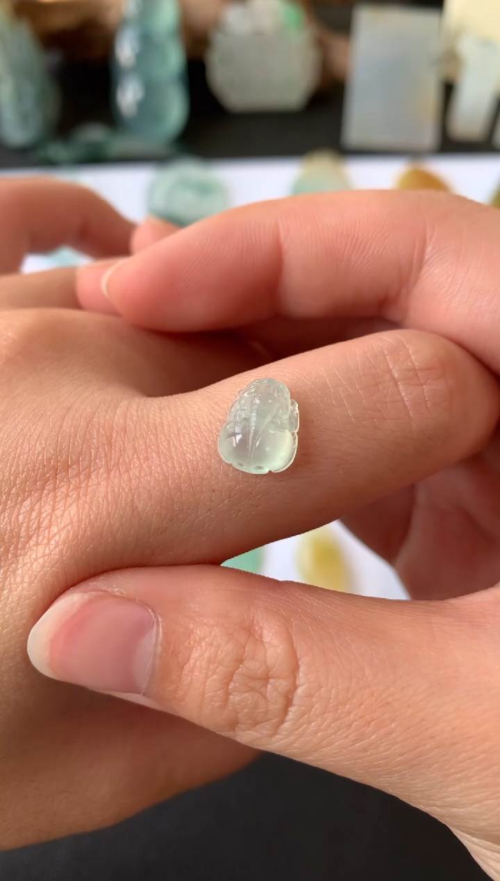 【闪购商品】定制翡翠未镶嵌翡翠