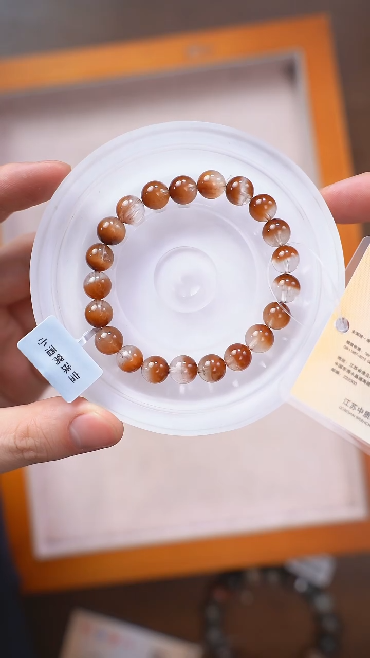 【闪购商品】水晶手链未镶嵌q229 红兔毛手链9mm+