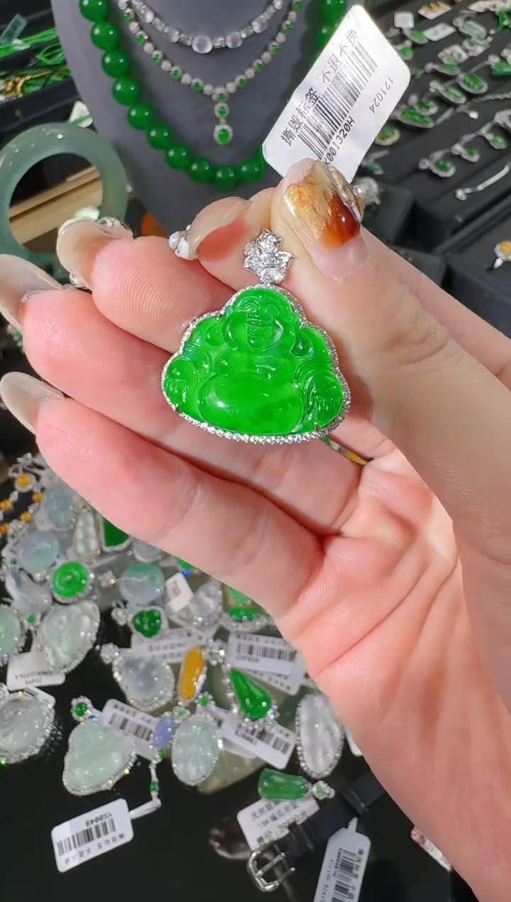 【闪购商品】翡翠颈饰未镶嵌佛公