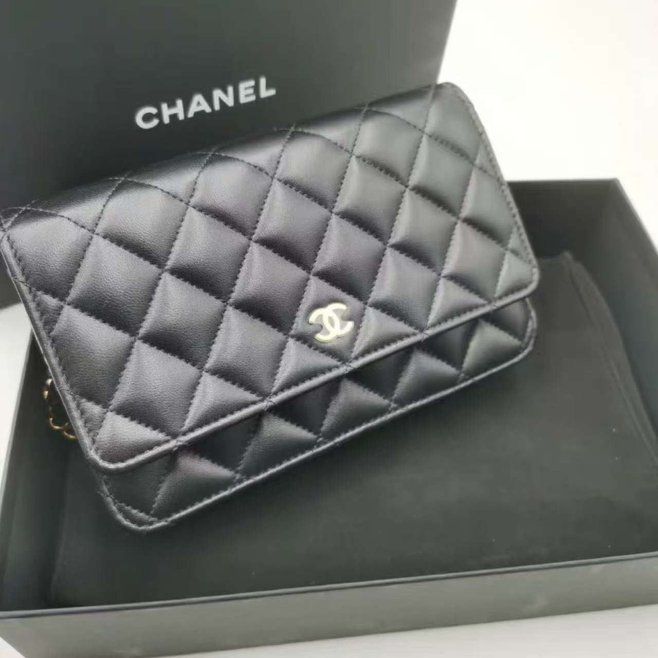 99新 Chanel/香奈儿 黑金 羊皮 Woc/12569965