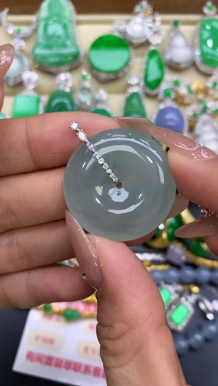 颈饰18K金镶嵌翡翠178-中国好珍宝