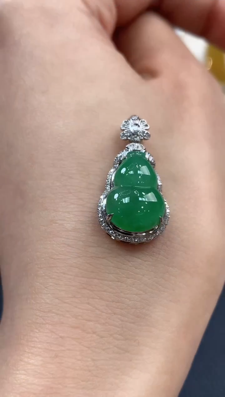 【闪购商品】翡翠吊坠(不含链)18K金镶嵌B124