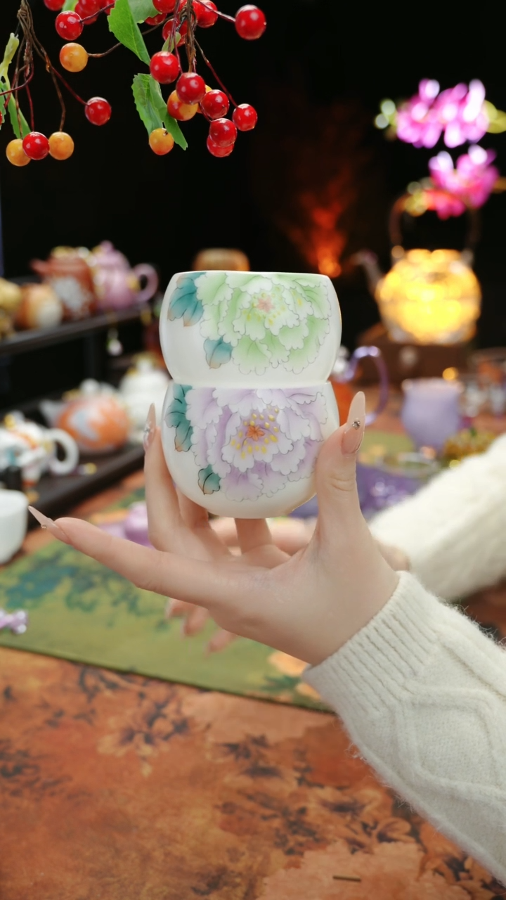 【闪购商品】手绘绿牡丹+紫牡丹主人杯
