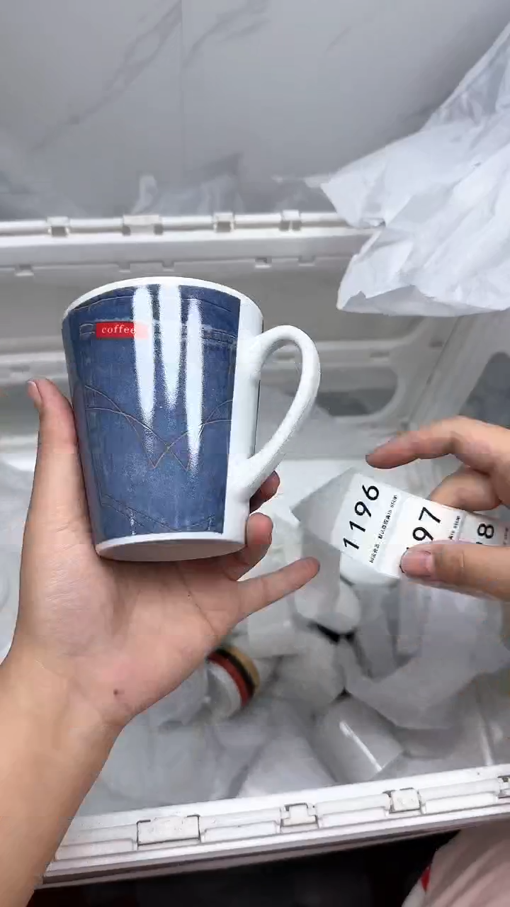 【闪购商品】1196回流瓷器默认微瑕，18.8包邮