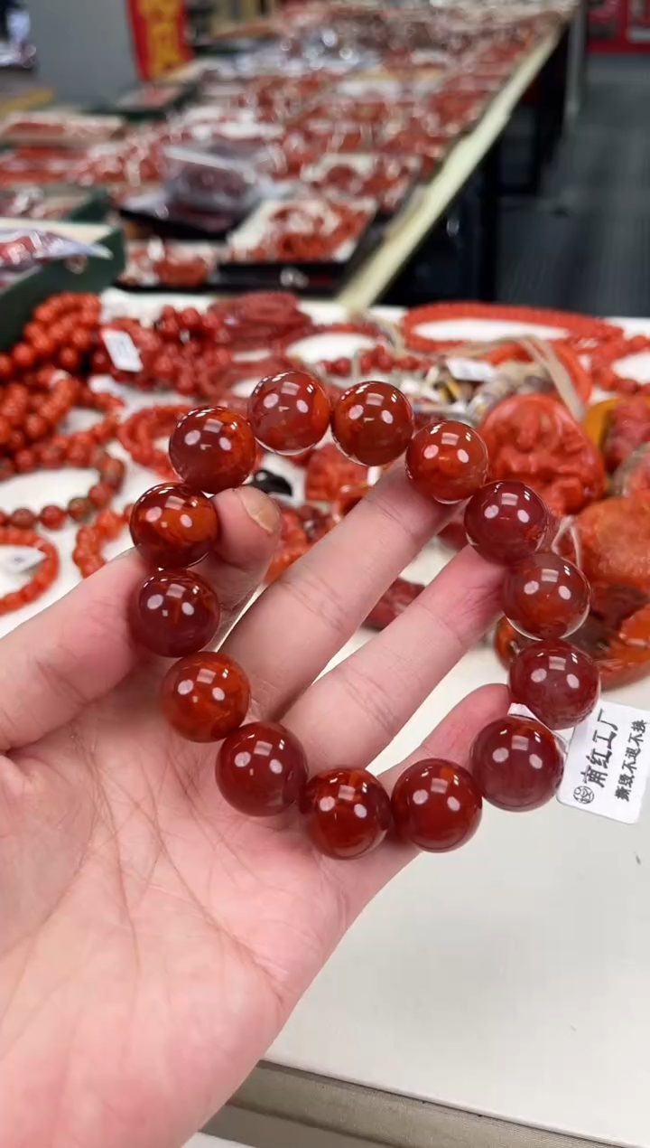 南红玛瑙瓦西手串17+未镶嵌一个/条