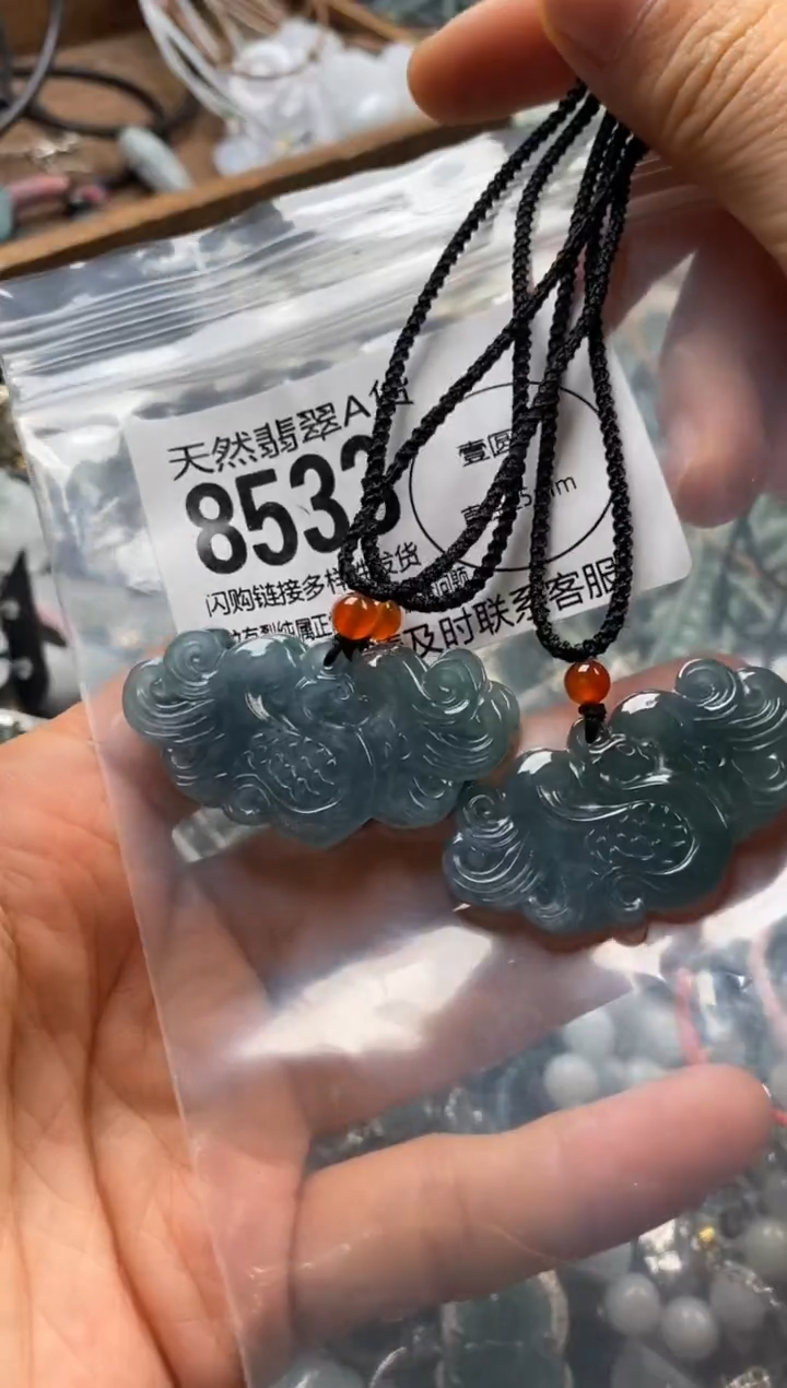 翡翠未镶嵌颈饰多样性发其一8533