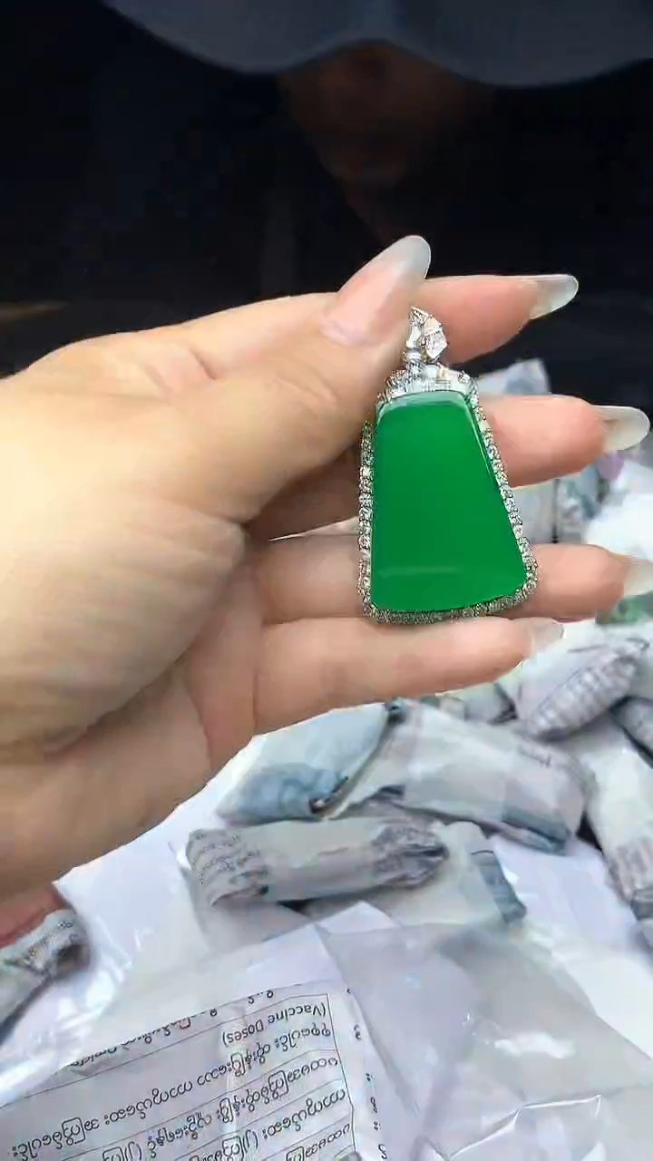 满色吊坠    所见即所得  
