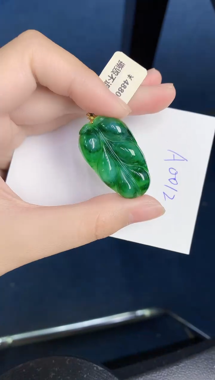 【闪购商品】翡翠颈饰18K金镶嵌000000000