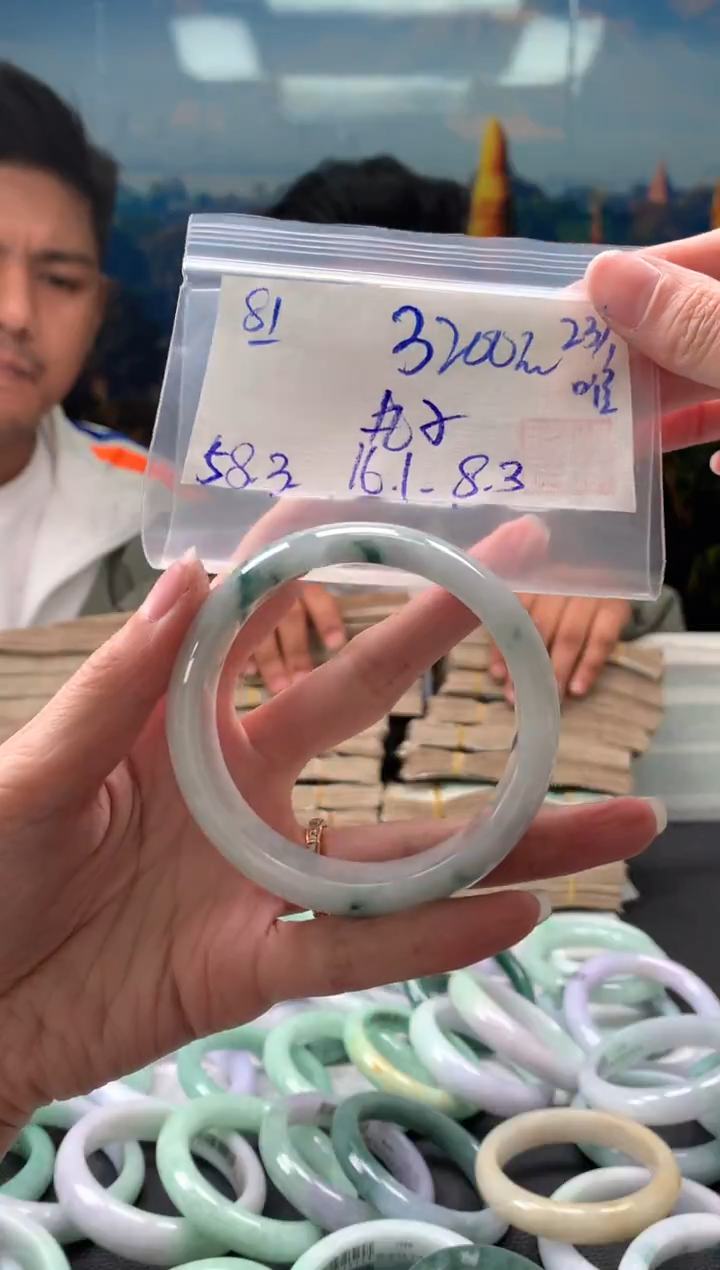 【闪购商品】翡翠手镯未镶嵌翡翠手镯 下单联系小耳机#81