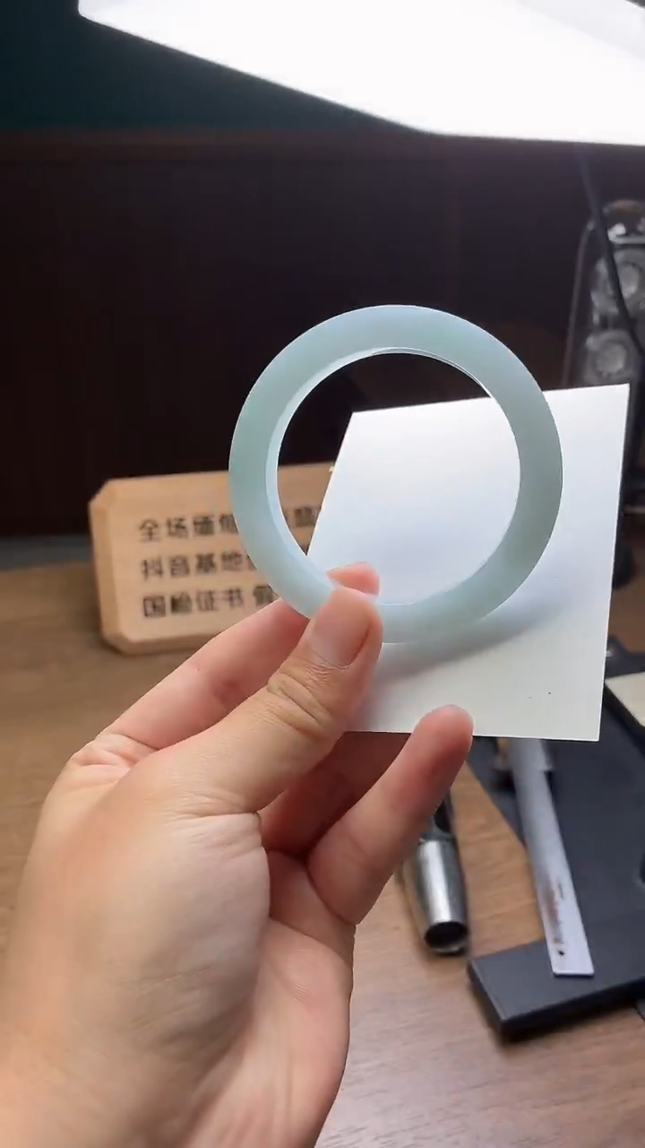 未镶嵌手镯定制翡翠定制