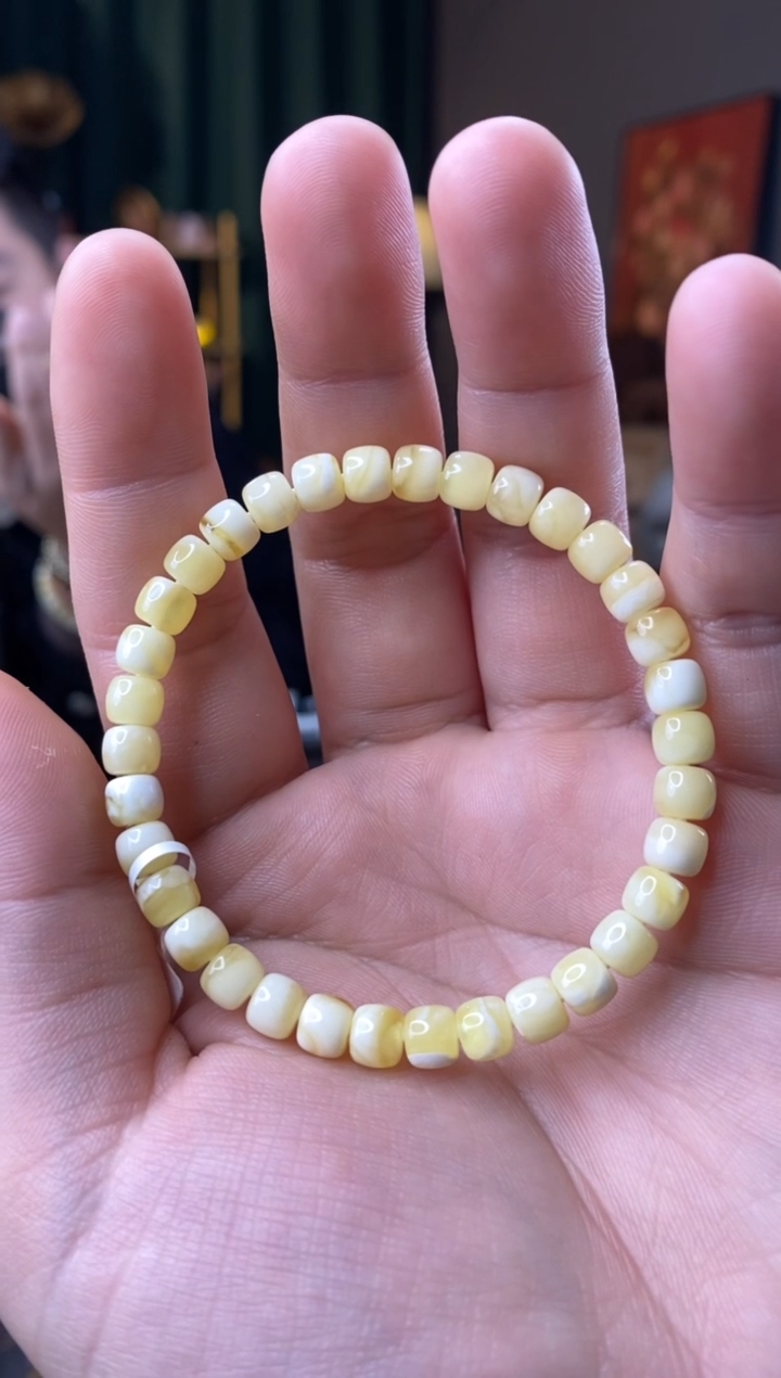 【闪购商品】蜜蜡手串未镶嵌6.2mm老型