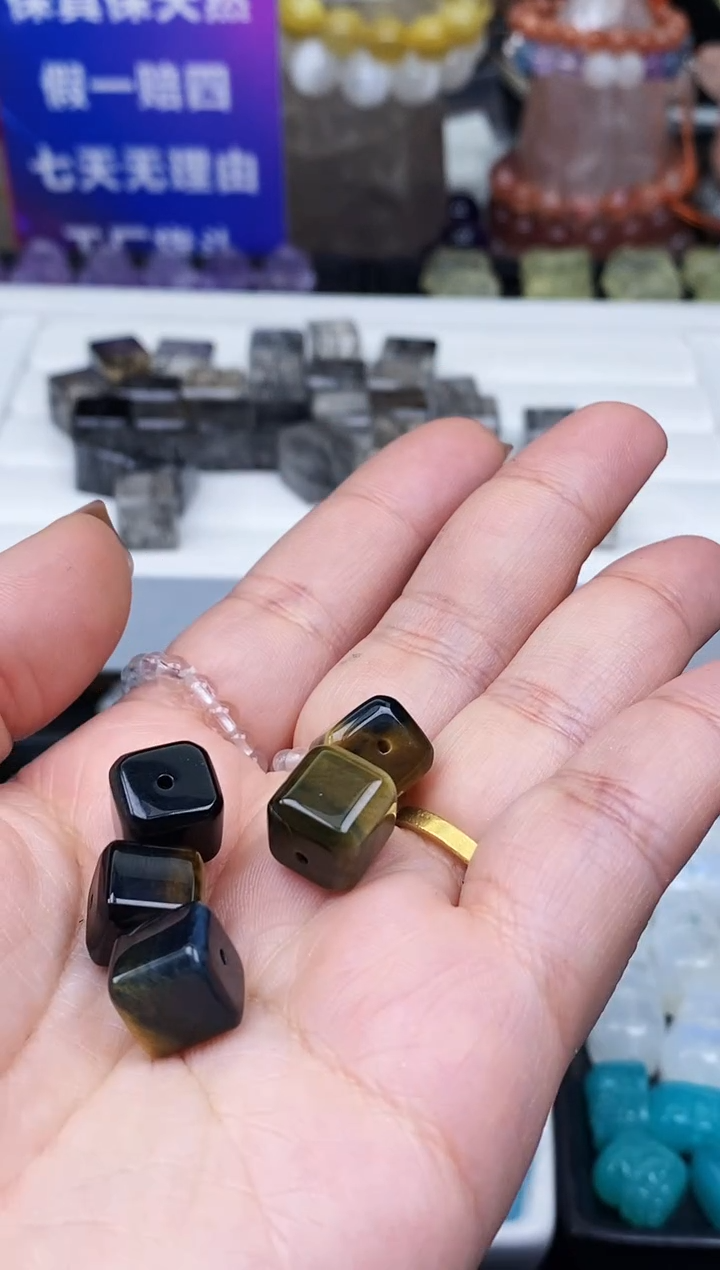 【闪购商品】水晶吊坠(不含链)未镶嵌70a多样性发其一/2.15/1个