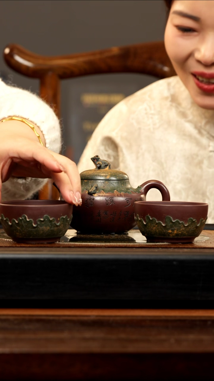 【闪购商品】紫砂茶壶JLQ 紫泥 青蛙柿圆套组 280cc