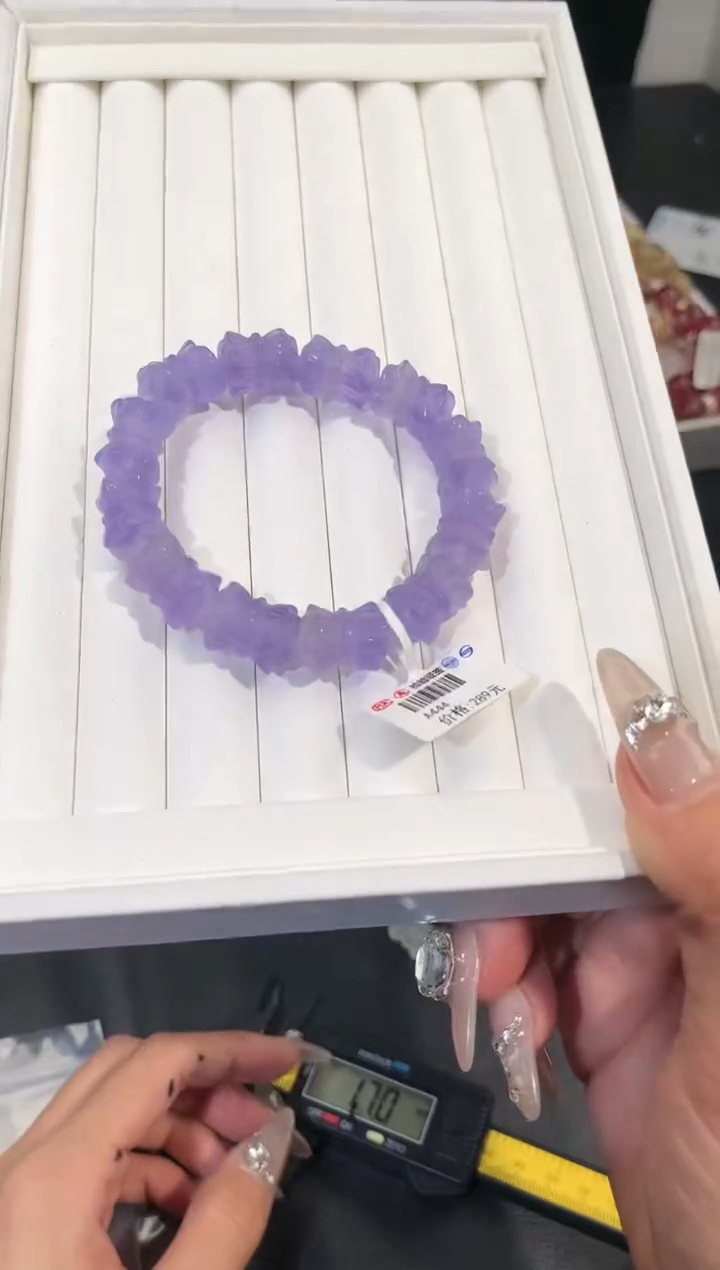 【闪购商品】萤石手链未镶嵌多样性发一并蒂莲紫萤石