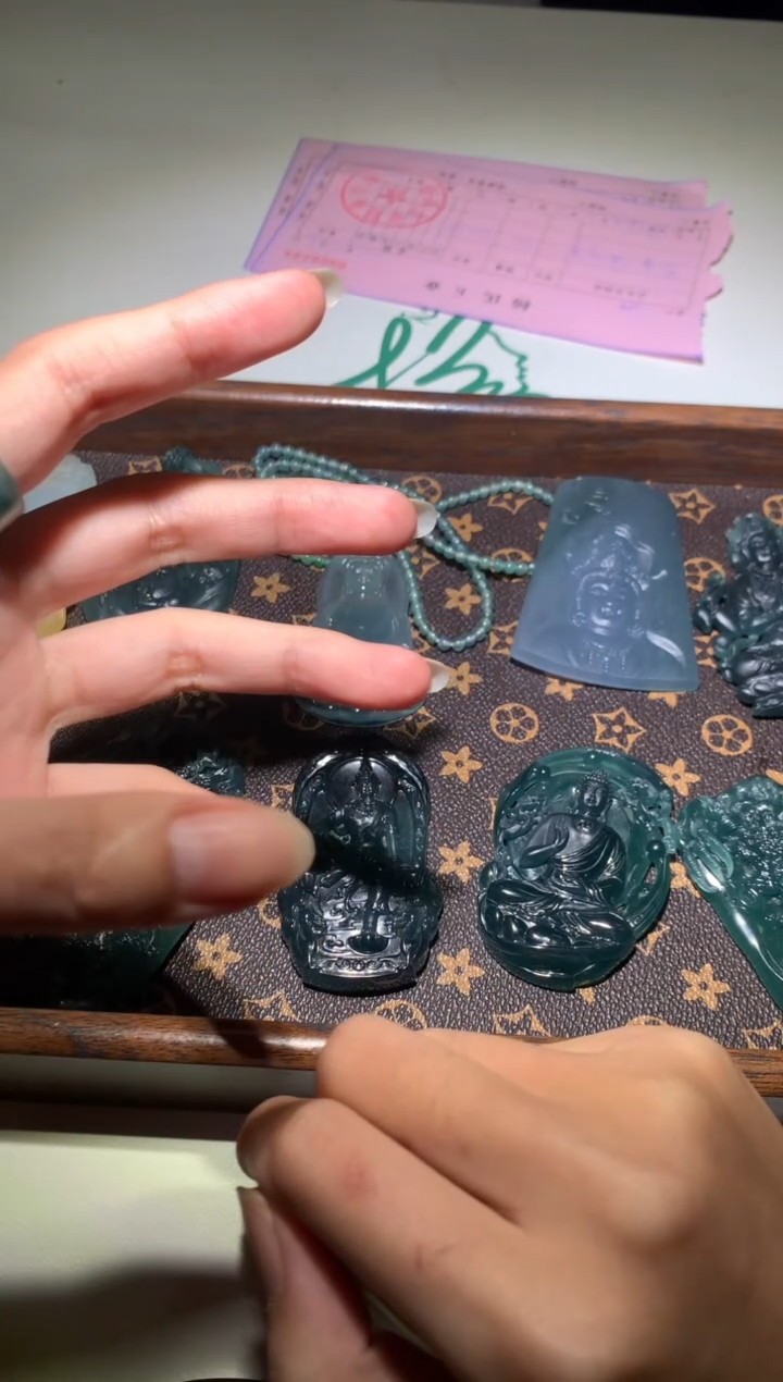 【闪购商品】定制翡翠未镶嵌毛货-不退不换