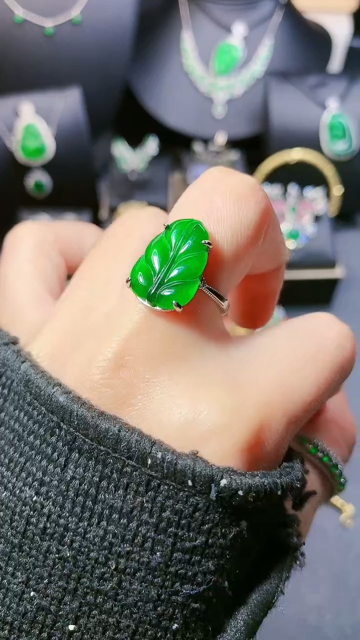 【闪购商品】翡翠戒指银S925镶嵌戒指