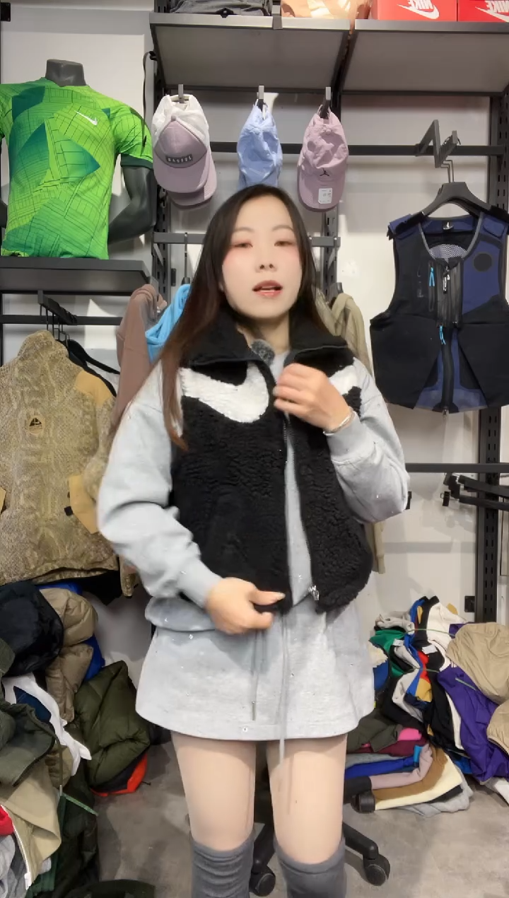 1053闪购编码Nike/Jordan运动卫衣裤以直播间过款为准尺码. 