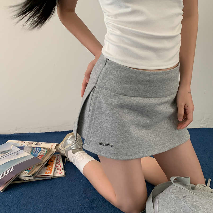 两侧开叉纯欲风a字半身裙女新款春夏季辣妹包臀裙子小个子裙裤