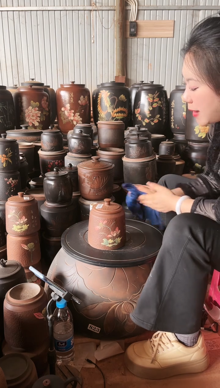 【闪购商品】壶瑕疵茶叶罐 100克古铜色 163