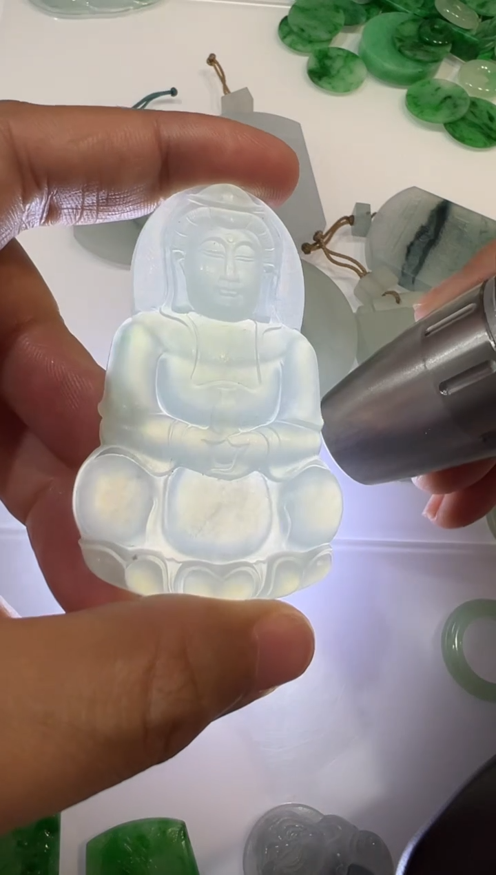 【闪购商品】定制翡翠未镶嵌观音