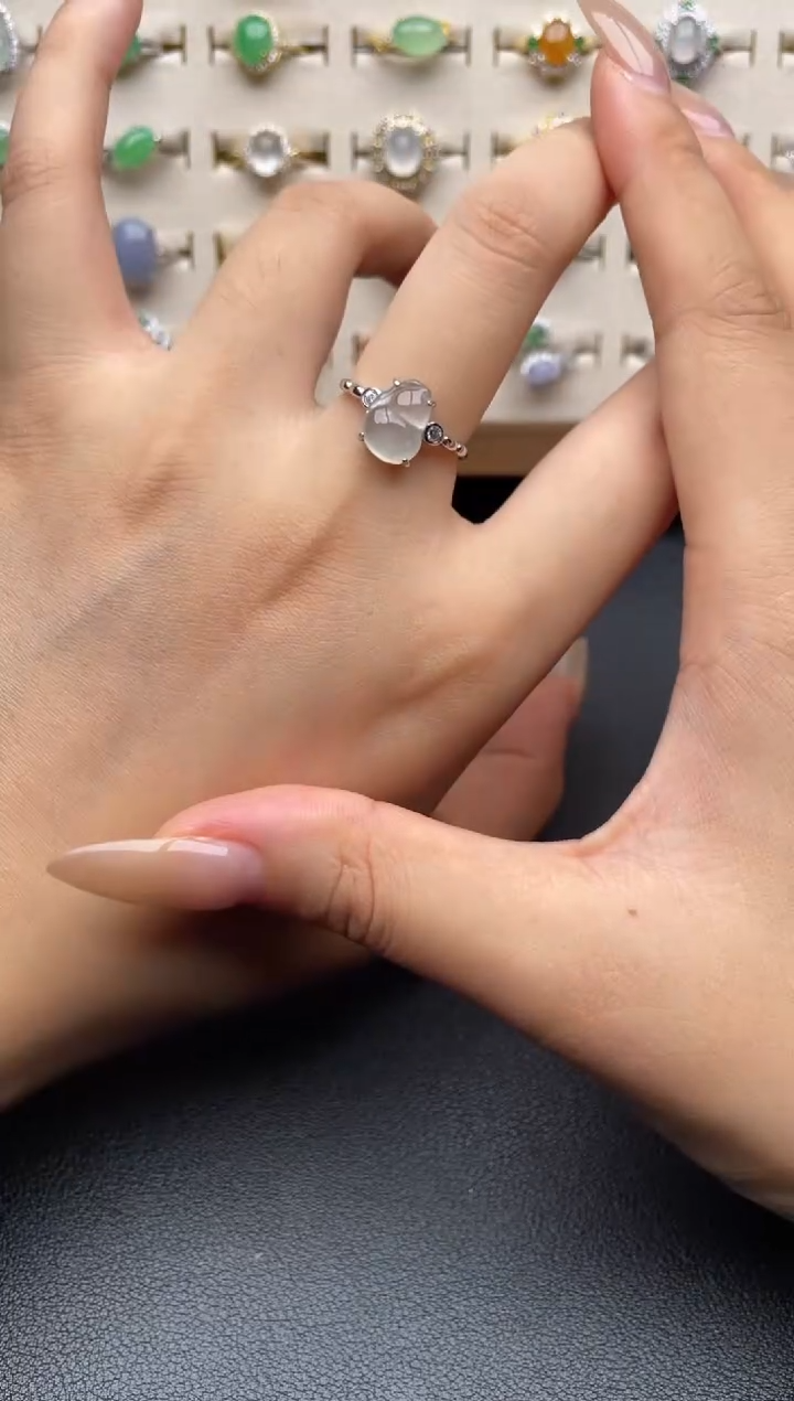 银S925镶嵌戒指翡翠一物一证一礼盒