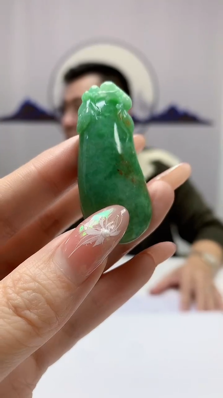 【闪购商品】定制翡翠未镶嵌5152DD-毛货挂件85