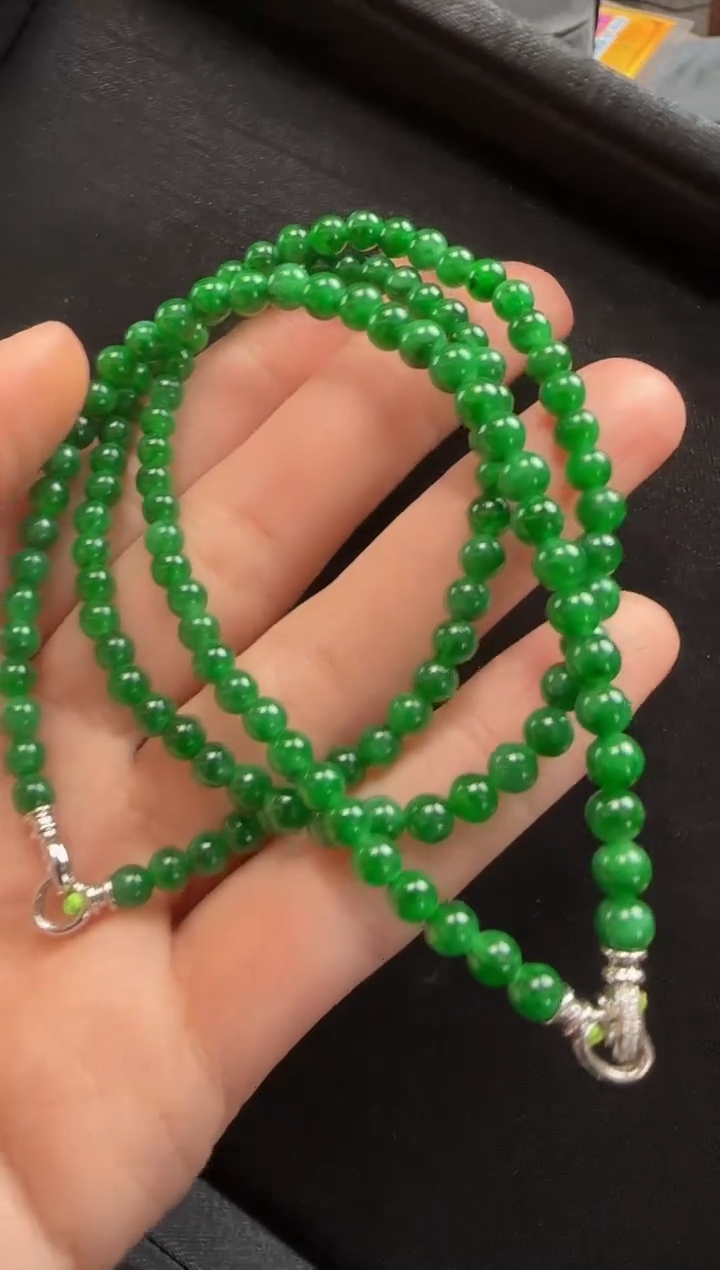 【闪购商品】翡翠颈饰18K金镶嵌63玉珠