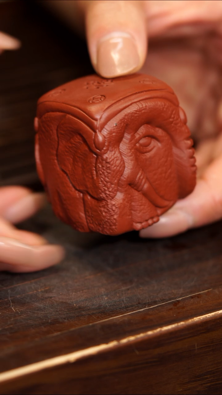 茶壶紫砂朱泥大象盖至