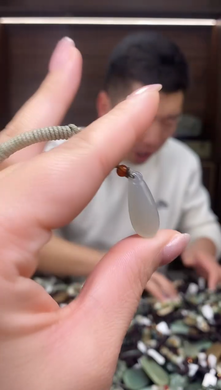 【闪购商品】和田玉颈饰未镶嵌多样性发货，拍一发一