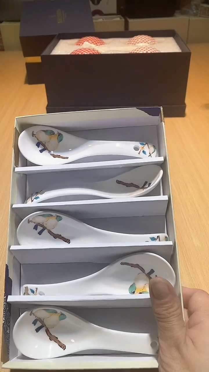 【闪购商品】瓷片锅碗瓢盆一件不剩